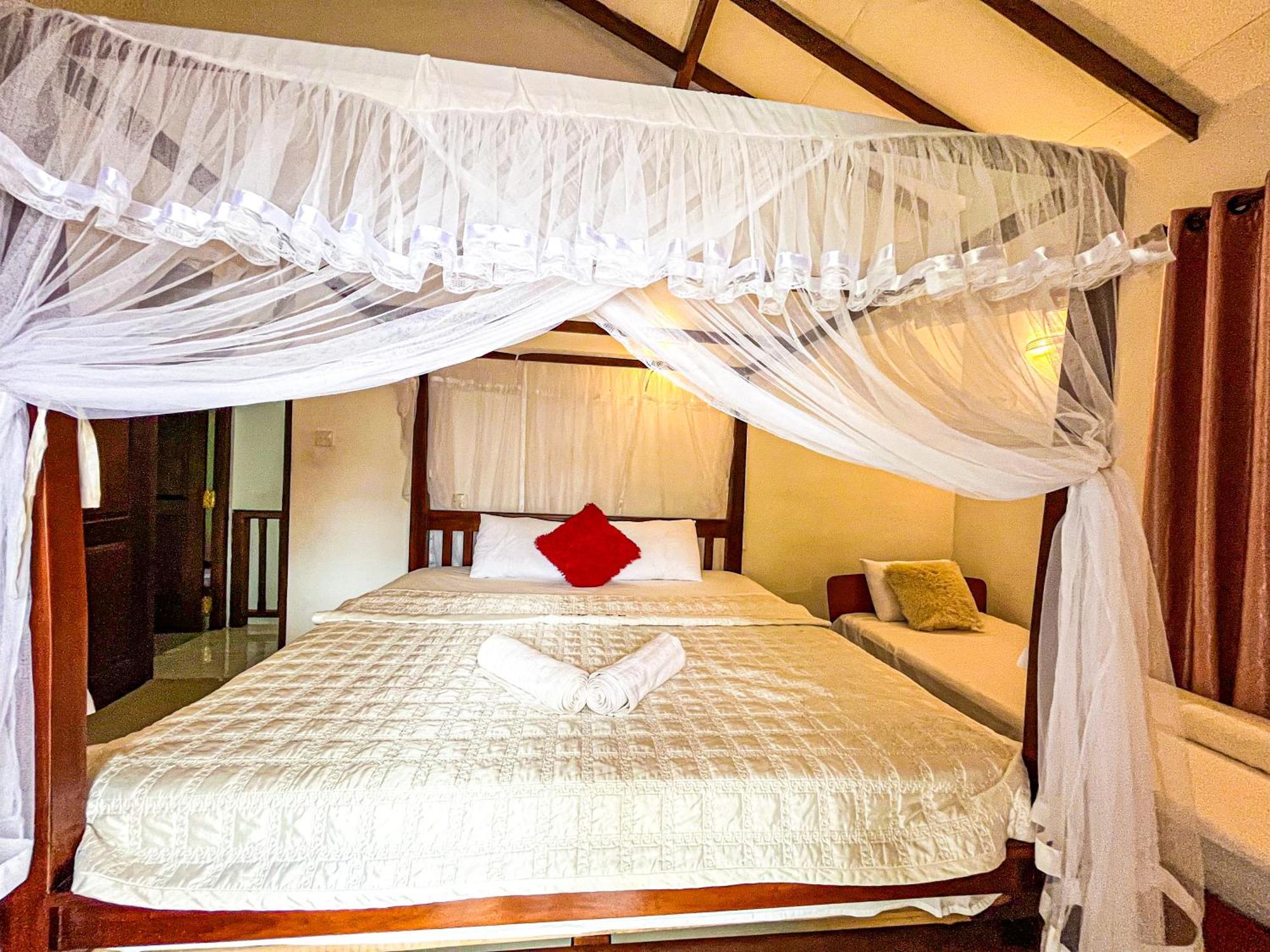 Galle Camellia Room photo